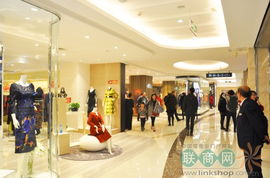圣誕消費(fèi)熱潮涌動(dòng) 華林旗下百貨超市銷售近億，二手日用品市場同步升溫