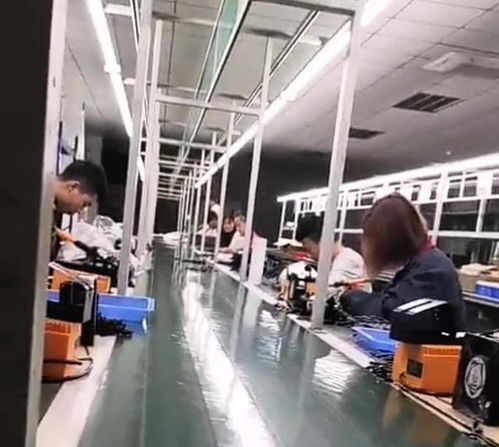 工廠新來了一個(gè)985名校畢業(yè)的大學(xué)生,連續(xù)三個(gè)月拿到銷售冠軍